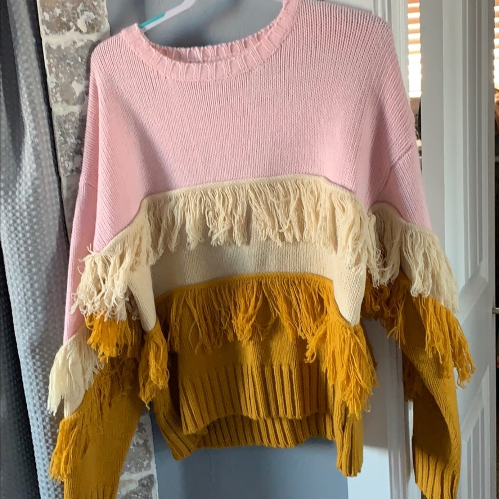 Fringe sweater 💗